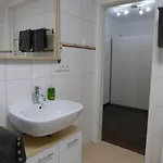 Goethe: Zentrale 2-zimmer-oase Mit Wlan & Parkplatz