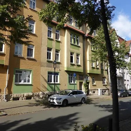 Goethe: Zentrale 2-zimmer-oase Mit Wlan & Parkplatz Jena
