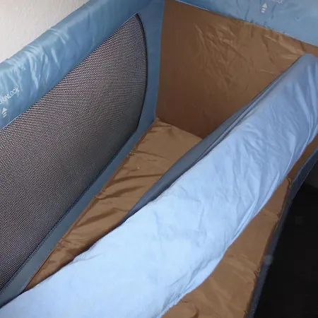 Goethe: Zentrale 2-zimmer-oase Mit Wlan & Parkplatz