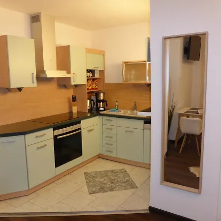 Goethe: Zentrale 2-zimmer-oase Mit Wlan & Parkplatz Apartment *