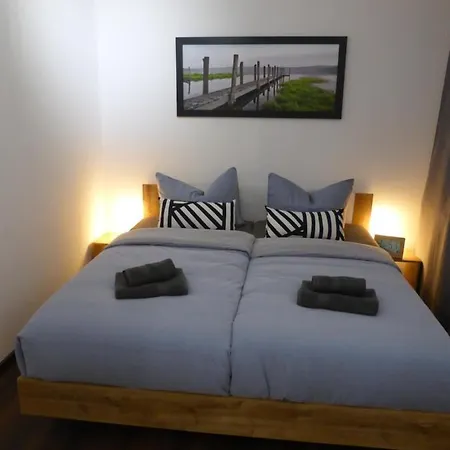 Goethe, 2 Schlafzimmer, Naehe Zentrum & Uni, Ruhig, Free Wifi, Kostenloses Parken, Erdgeschoss 耶拿