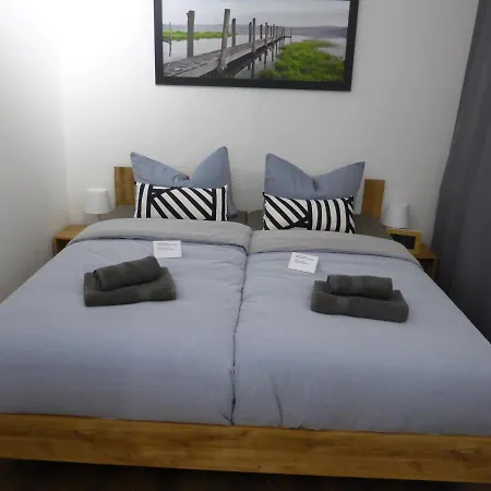 Apartment Goethe: Zentrale 2-zimmer-oase Mit Wlan & Parkplatz *