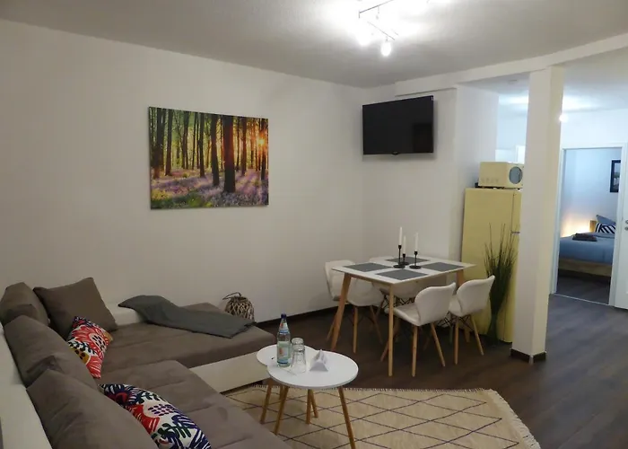 Goethe: Zentrale 2-zimmer-oase Mit Wlan & Parkplatz