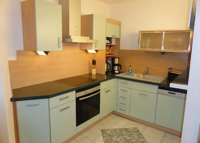 Apartment Goethe: Zentrale 2-zimmer-oase Mit Wlan & Parkplatz *