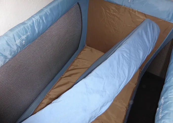 Goethe: Zentrale 2-zimmer-oase Mit Wlan & Parkplatz