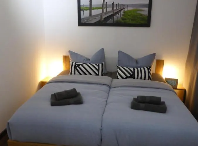 Goethe, 2 Schlafzimmer, Nähe Zentrum&uni, Ruhig, Free Wifi, Kostenloses Parken, Erdgeschoss Jena