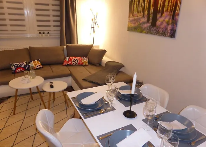 Apartment Goethe: Zentrale 2-zimmer-oase Mit Wlan & Parkplatz